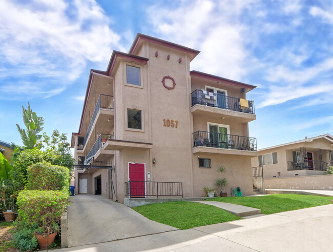 1 Front elevation - 1057 W 14th St Apartments Unit 2