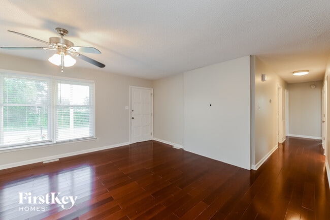 4210 Huff Rd