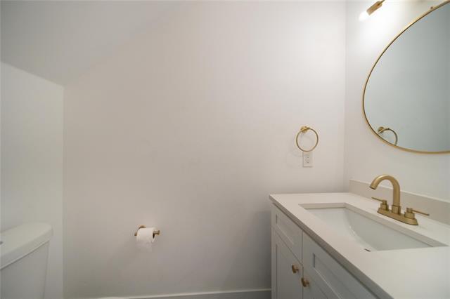 Photo - 2814 Chicago St