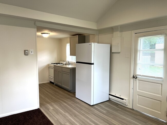 Photo - 21 New Egypt Cookstown Rd Unit 1