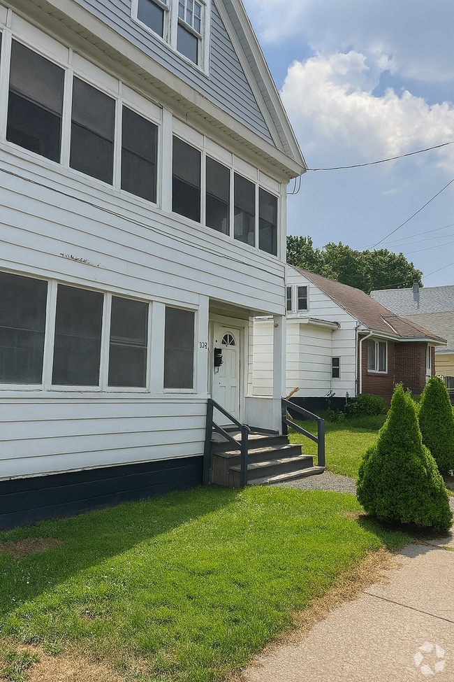 Building Photo - Eastwood Charmer – Updated 3-Bedroom with ... Unit Apt 2