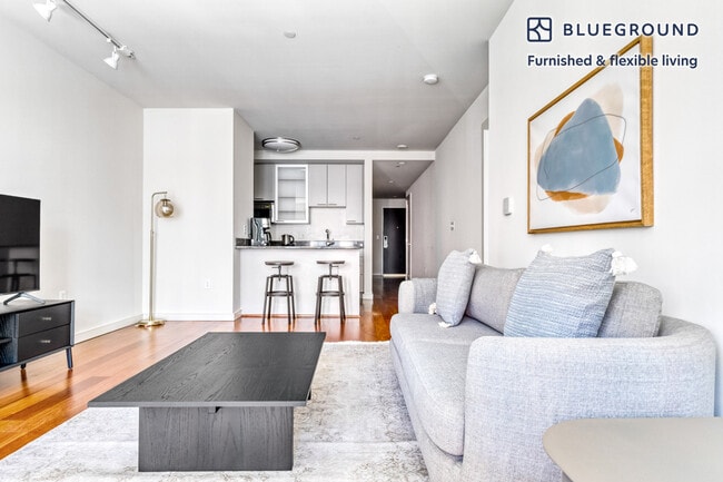 Photo - 101 Canal St Unidad FL5-ID563