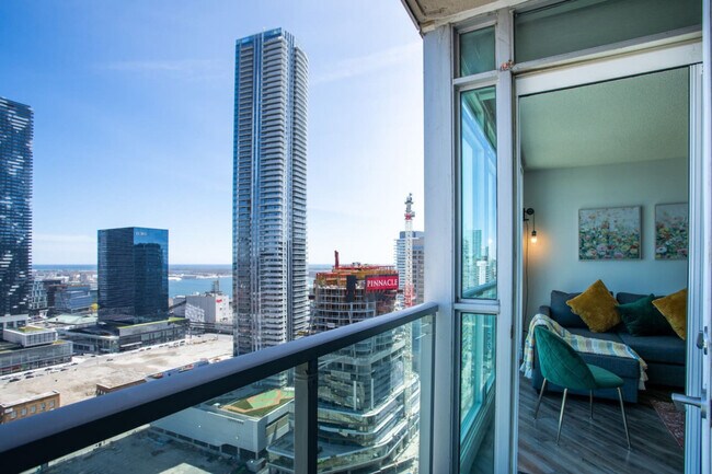 Photo - 18 Yonge St Unité SI ID1403791P