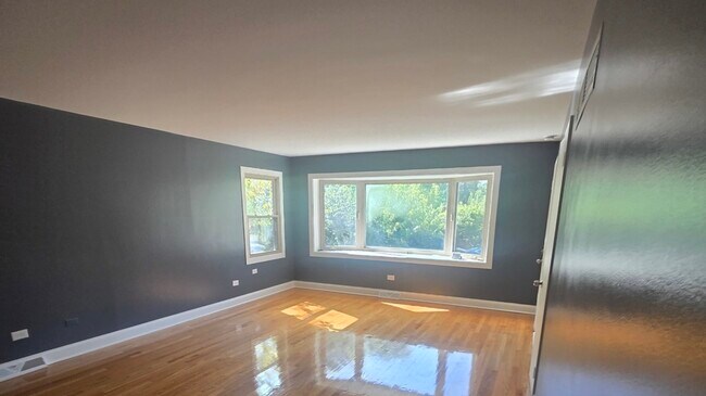 Photo - 760 E North Broadway St Unit 1