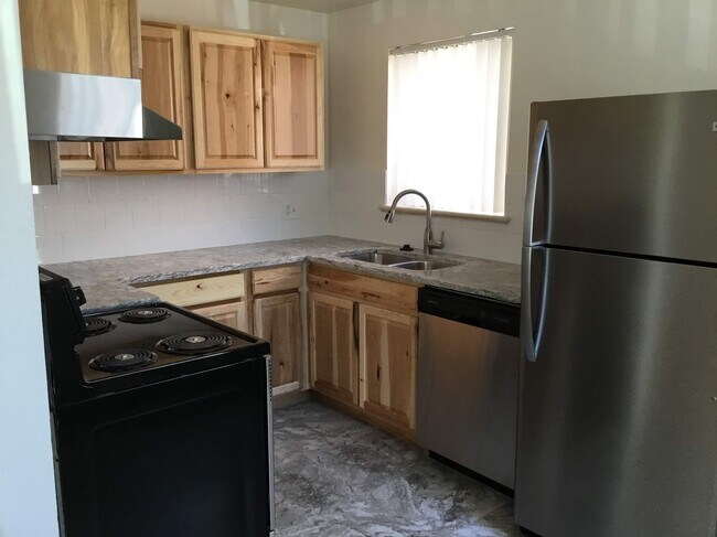 Photo - 1350 Columbine St Unidad 8