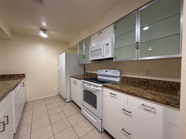 Photo - 1629 S Kirkwood Rd Unit 202