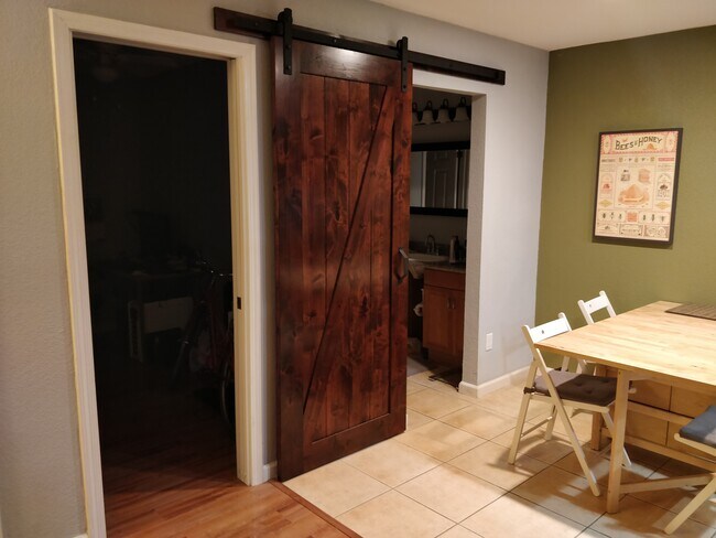 Photo - 275 Tradewinds Dr Unidad 5