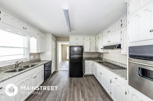 Photo - 2144 Etowah St