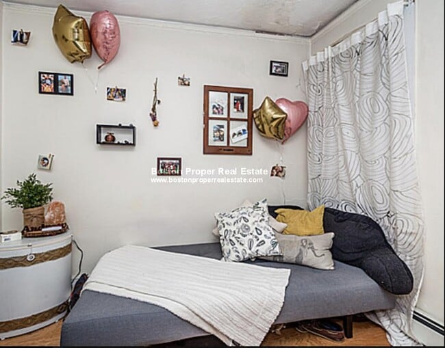 Photo - 94 W Cedar St Unit 2