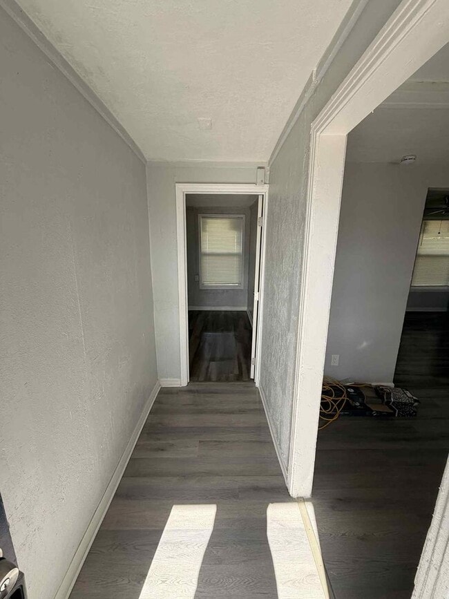 Photo - 205 4th St Unit 3