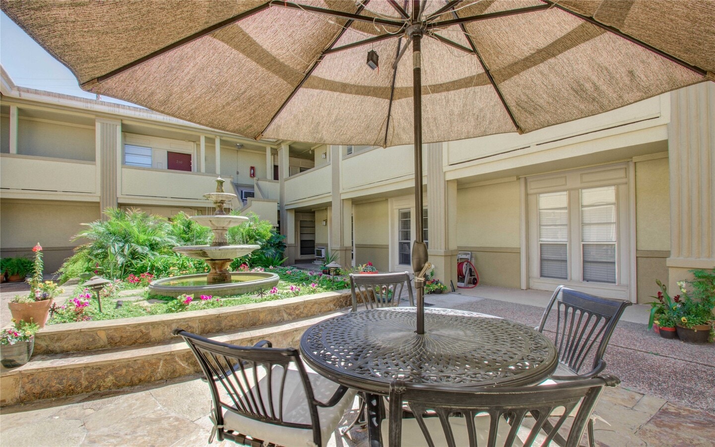 Photo - 4727 W Alabama St Unidad 2214