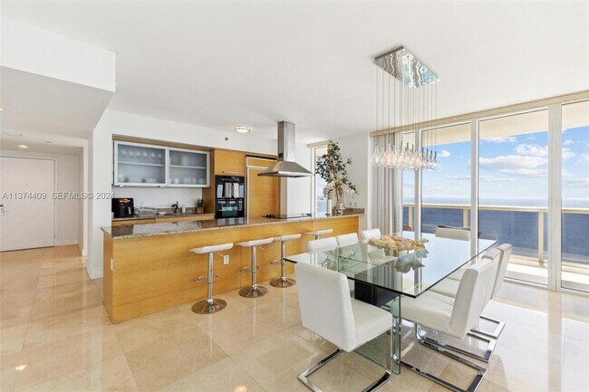 Photo - 1830 S Ocean Dr Unidad 4002