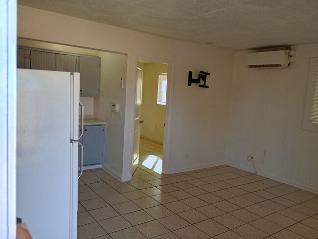 Photo - N Jefferson St