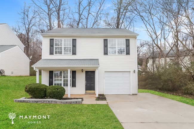 Charming Two-Story Home in Charlotte, NC - Charming Two-Story Home in Charlotte, NC