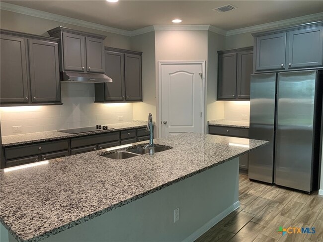 Photo - 515 Salt Lick Dr