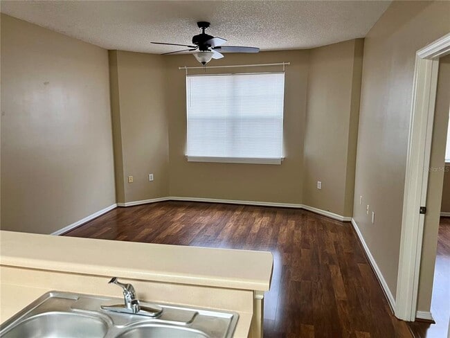 Photo - 3502 Windy Walk Way Unidad 109