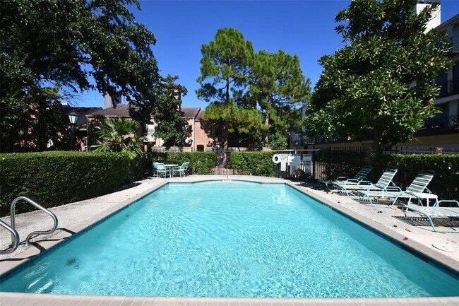 Photo - 2333 Bering Dr Unit 123