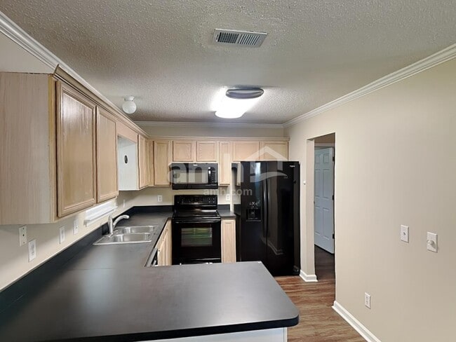 Photo - 2253 Joann Dr