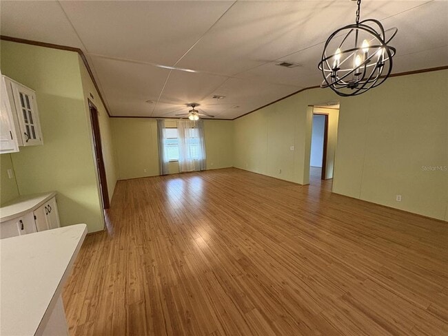 Photo - 616 Klickety Klak Ln