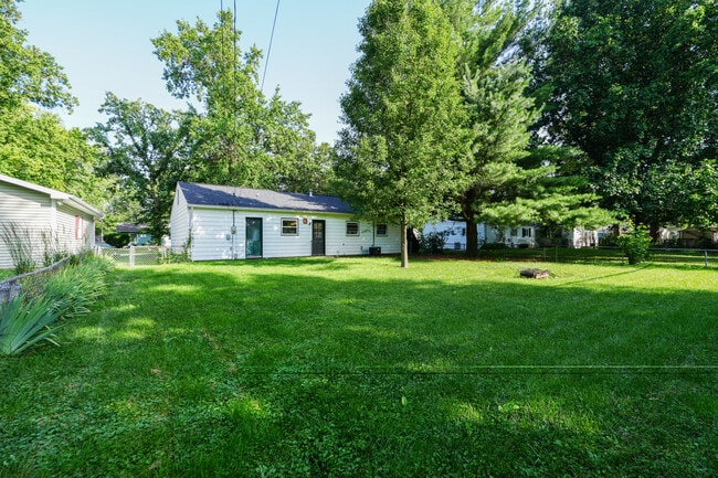 Photo - 1814 Meadow Dr