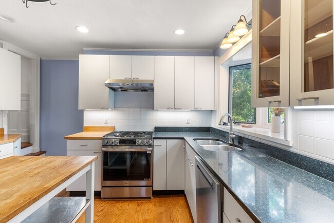 Photo - 161 Highland Ave