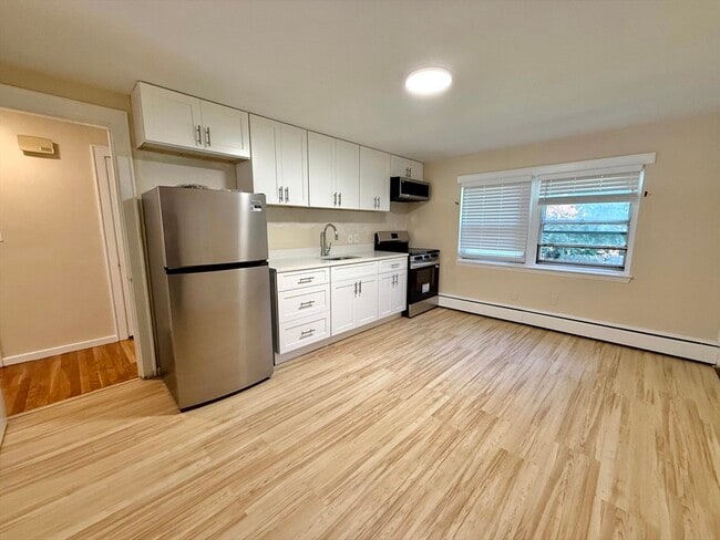 Building Photo - 45 Aldrich Rd Unit A Rental
