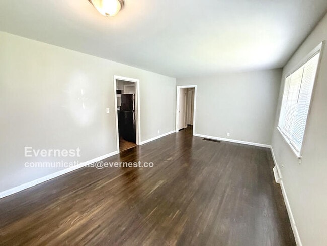 Photo - Spacious 3 Bed, 2 Bath Home with Fenced Yard and Detached Garage!