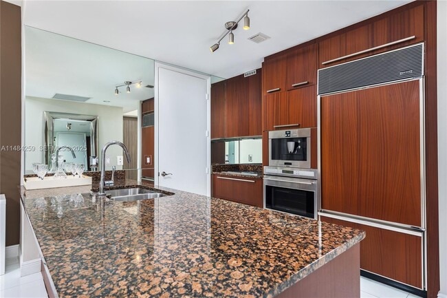 Photo - 15811 Collins Ave Unit 1702
