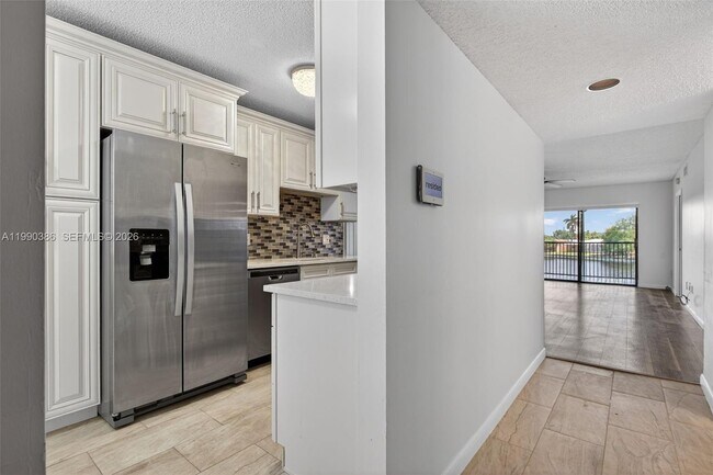 Photo - 9670 W McNab Rd Unit 208