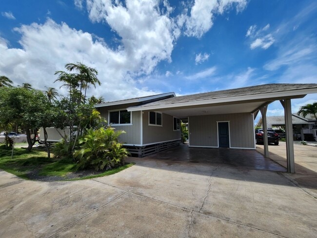 Building Photo - 2/1 Cottage in North Kihei
