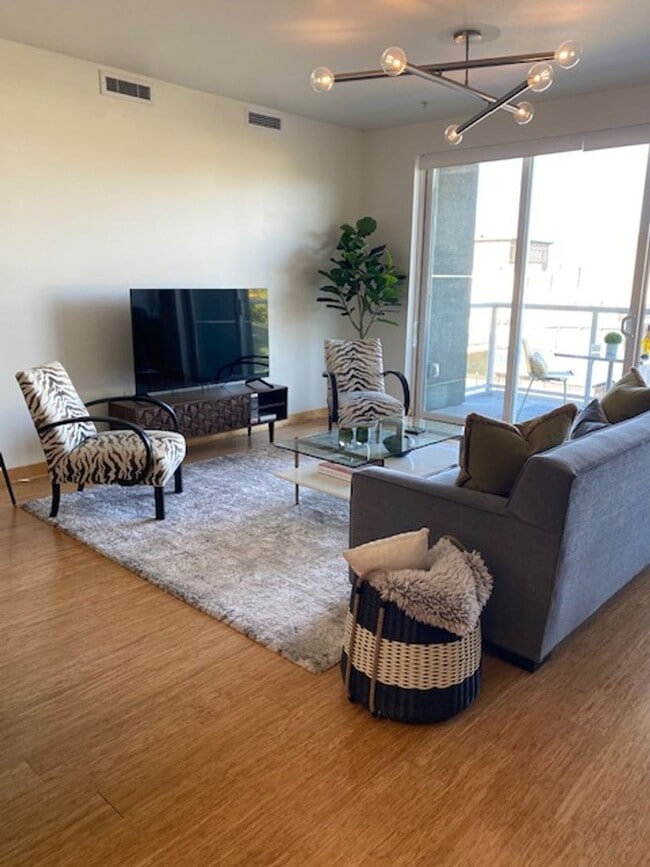 Photo - Luxury Fully Furnished Condo Downtown Salem Is Available Unit 295 Church Street