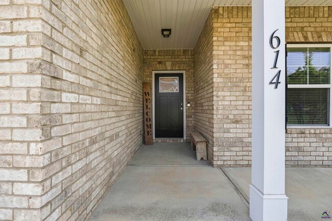 Photo - 614 Samantha Brooke Way