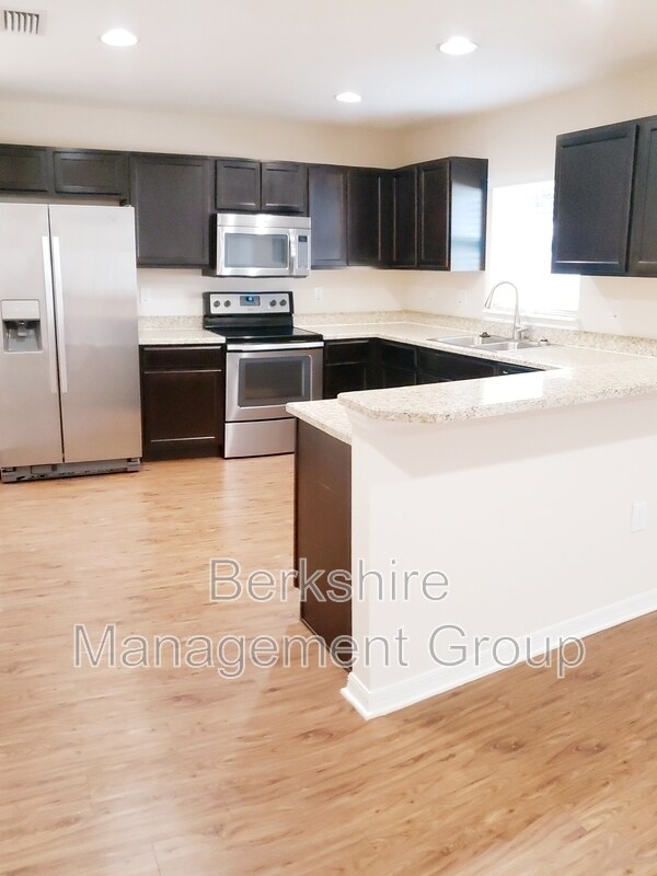 Photo - 1012 Dossey Oaks Ln