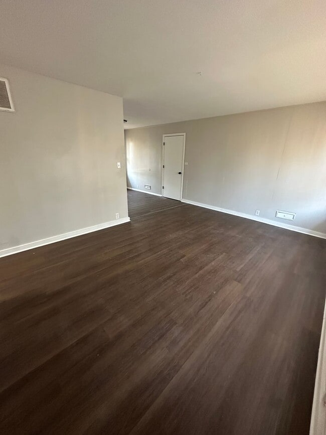 Photo - 4 bed 1 bath