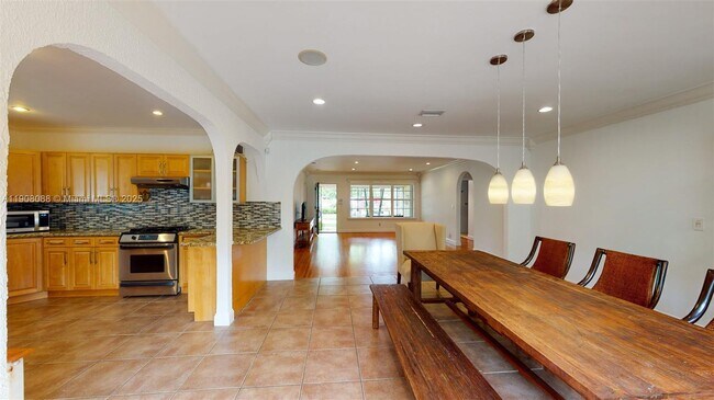 Photo - 7222 Trouville Esplanade