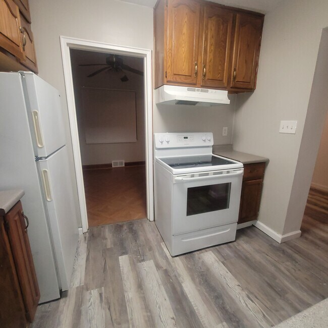 4235 Chester Dr Townhome Townhome Rental in Boardman OH