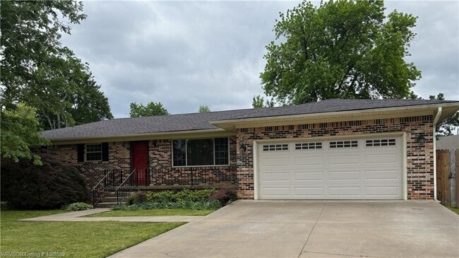 Photo - 3700 Dallas St