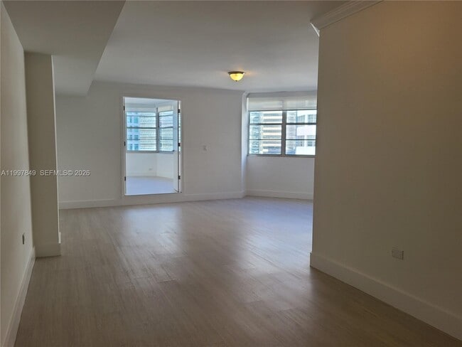 Photo - 999 Brickell Bay Dr Unit 1207