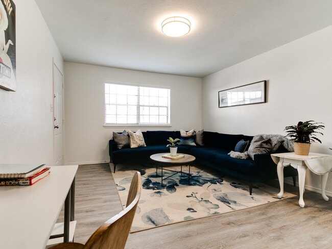 Oasis Apartments at Paseo