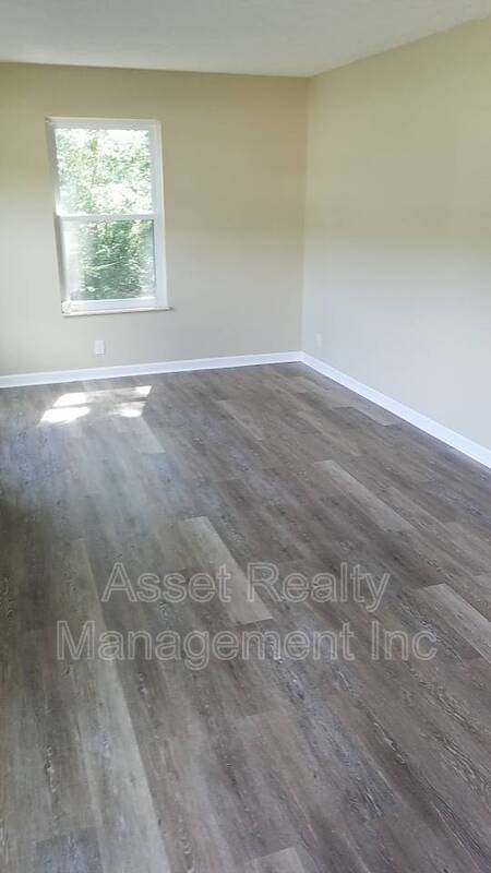 Photo - 2817 Colt Dr NE