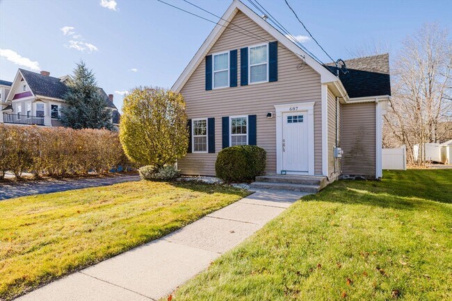 Photo - 687 Washington St Unit 3