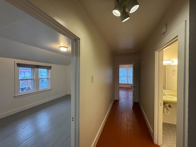 Photo - 2 Bedroom in Triplex Near Downtown and Campus Unit 1645 Mill St. #3