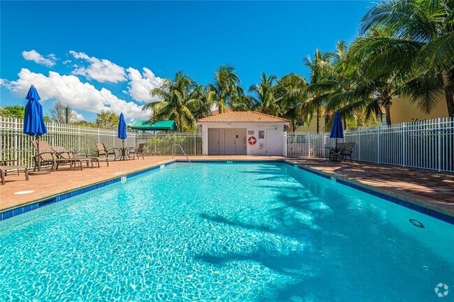 Building Photo - 6331 Landings Ter Rental