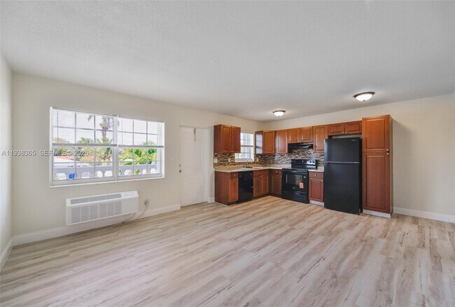 Photo - 5420 NE 22nd Terrace Unit 18