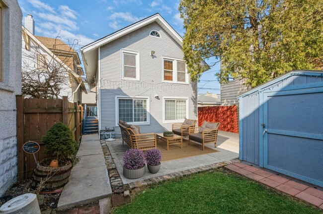 Photo - 5018 N Lawndale Ave Unit 1