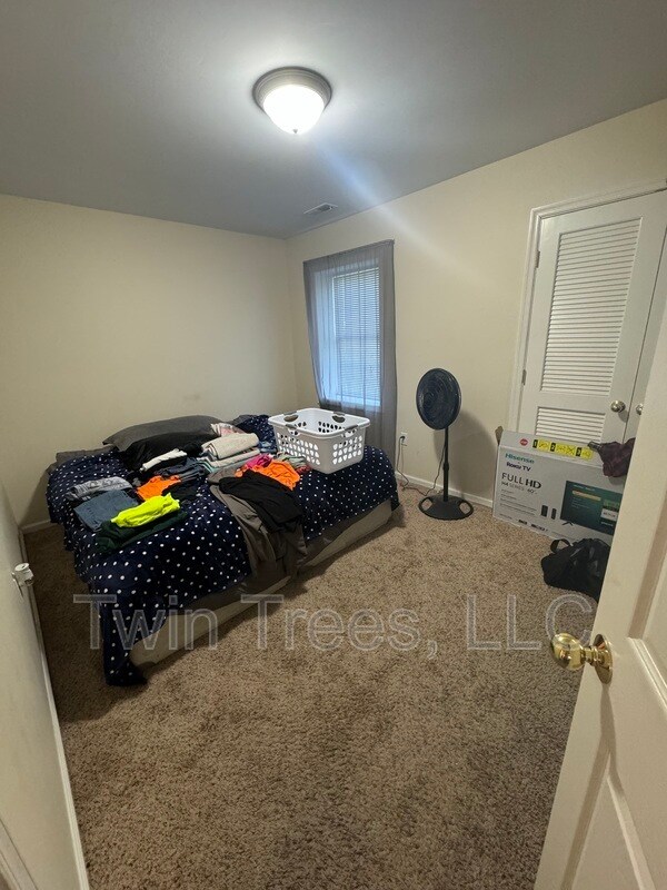 Photo - 5791 Main St Unit 2