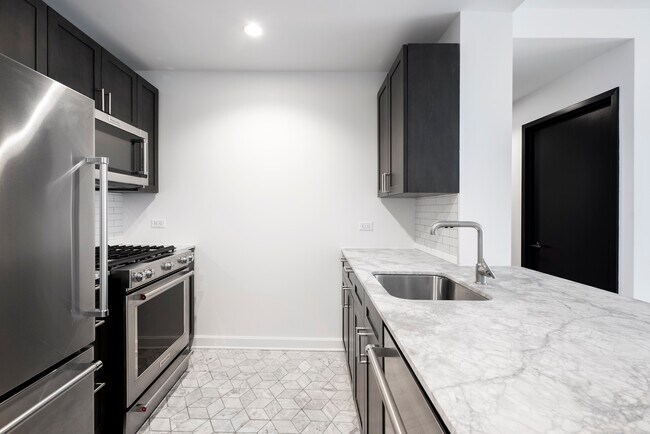 Photo - 21 West End Ave