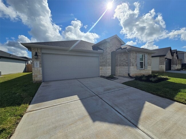 Building Photo - 7826 Calabria Dr Rental