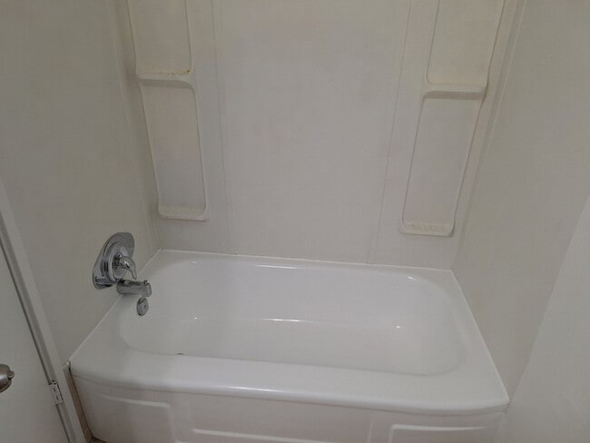 Photo - DURAND TERRACE APARTMENTS