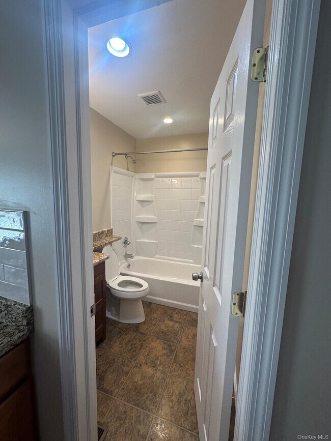29 Fort Putnam St Unit 1